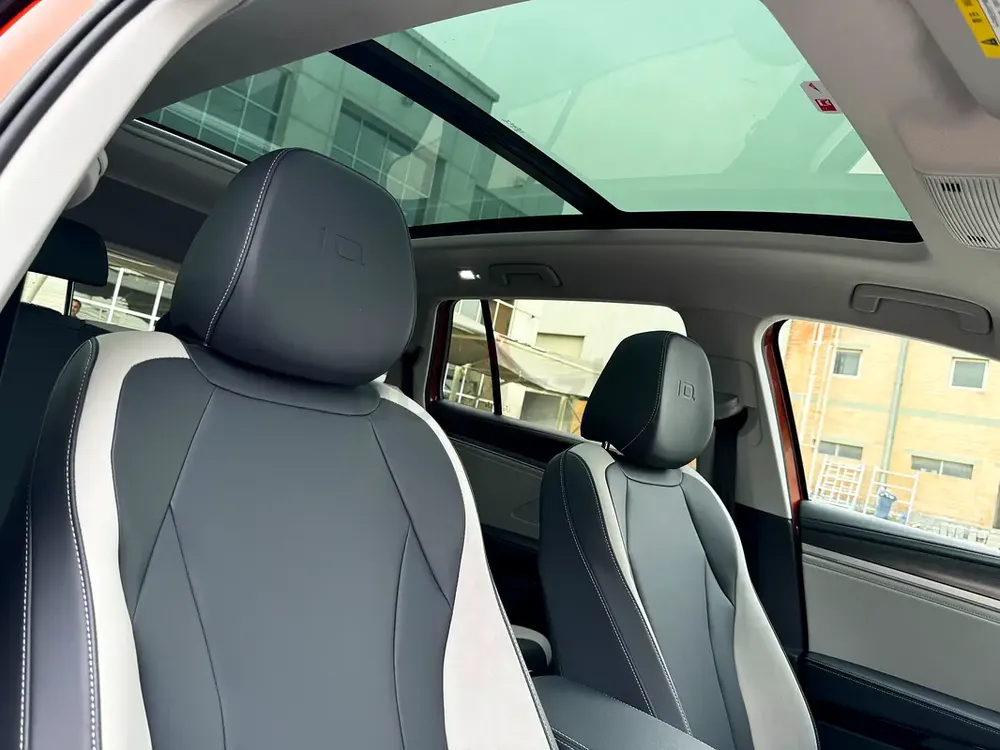 2022 Volkswagen ID.6 Crozz Pure+ |Electric SUV - Image 9