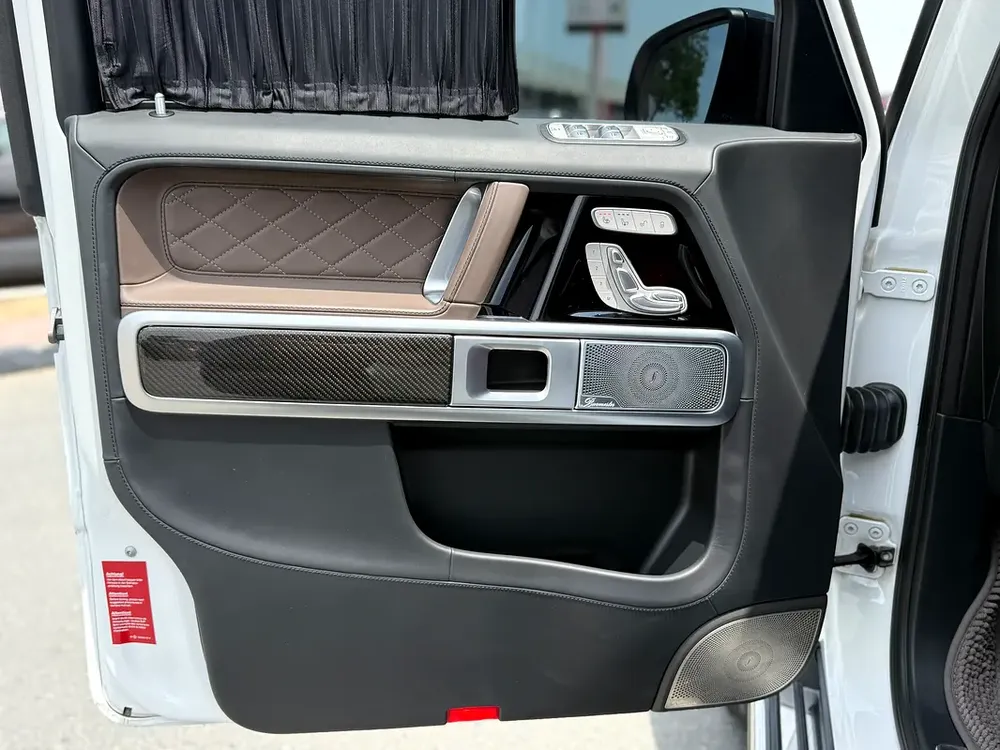 2024 Mercedes-Benz G-Class G 63 AMG - Korean Specs - Brand New - Image 10