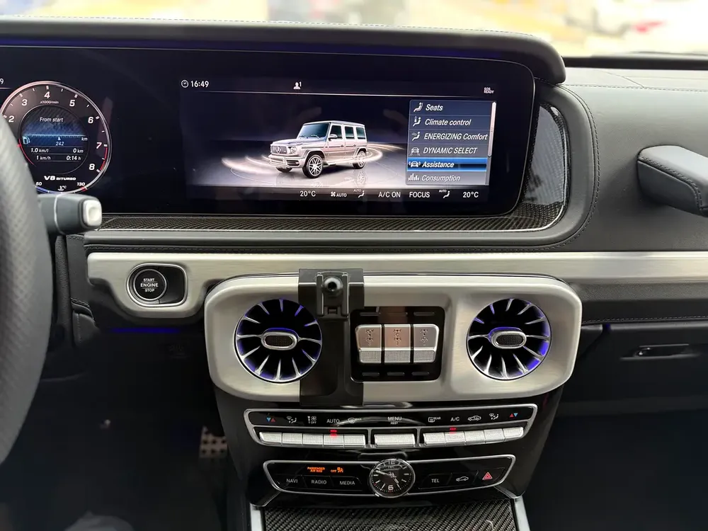 2024 Mercedes-Benz G-Class G 63 AMG - Korean Specs - Brand New - Image 16