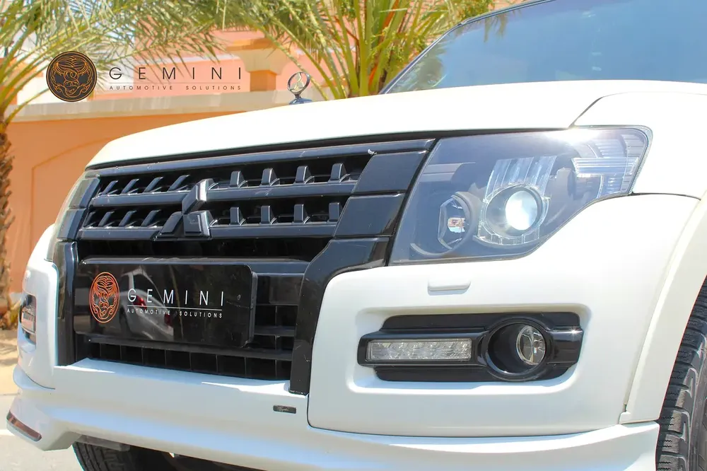 Mitsubishi Pajero 3.8 4WD Signature Edition 2020 w/ FULL HISTORY - Image 7