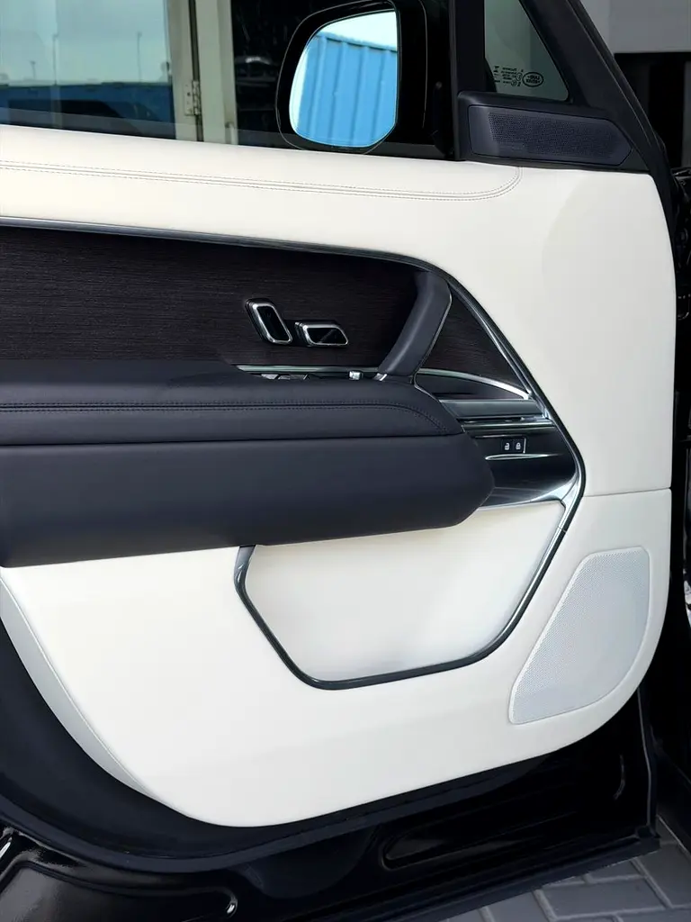 RANGE ROVER - P530 SE - VOGUE - Image 15