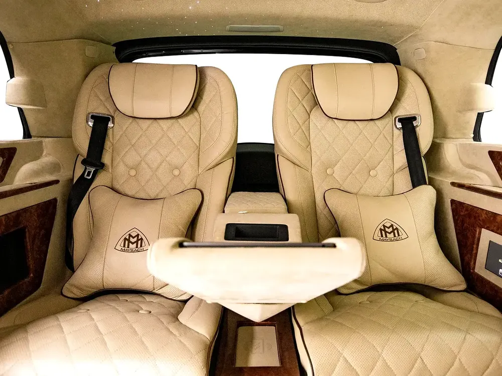 2020 | Mercedes Benz | V250 Maybach | GCC Spec - Image 14