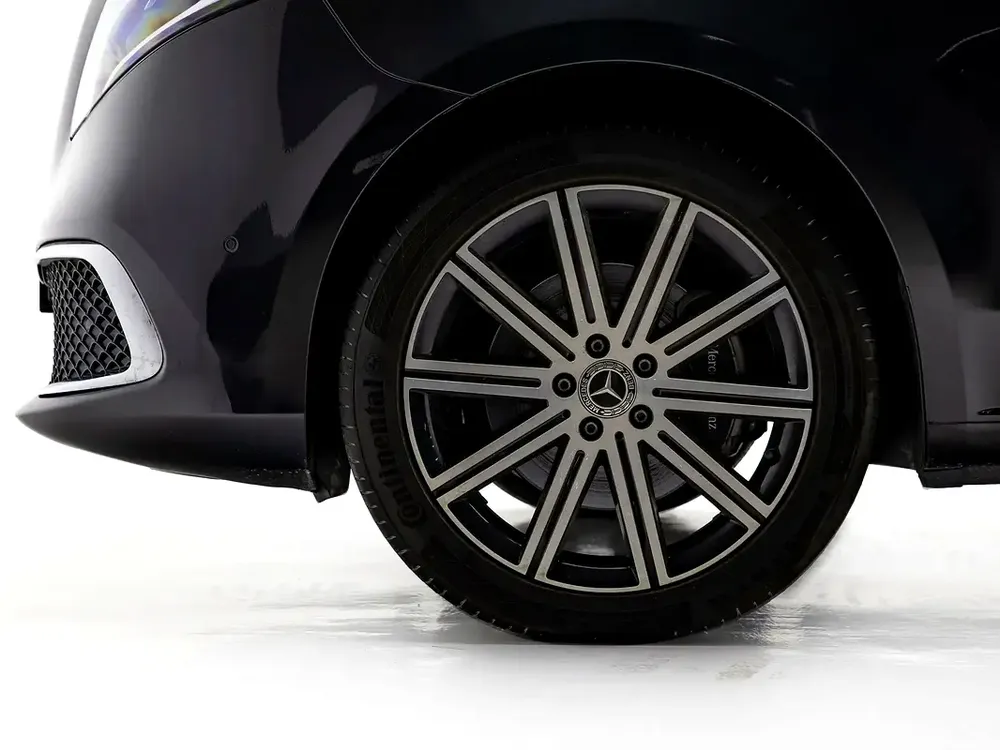 2020 | Mercedes Benz | V250 Maybach | GCC Spec - Image 20