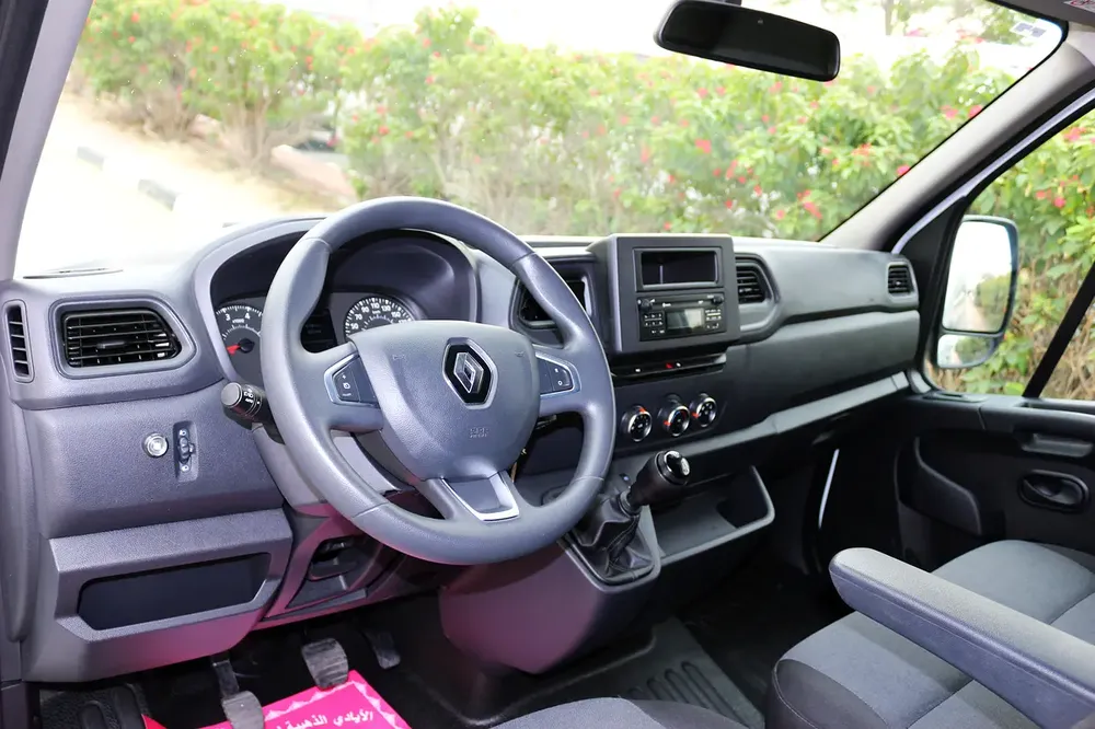 2025 Renault Master 2.3T Panel Van (L4H3) - GCC Specs - Image 10