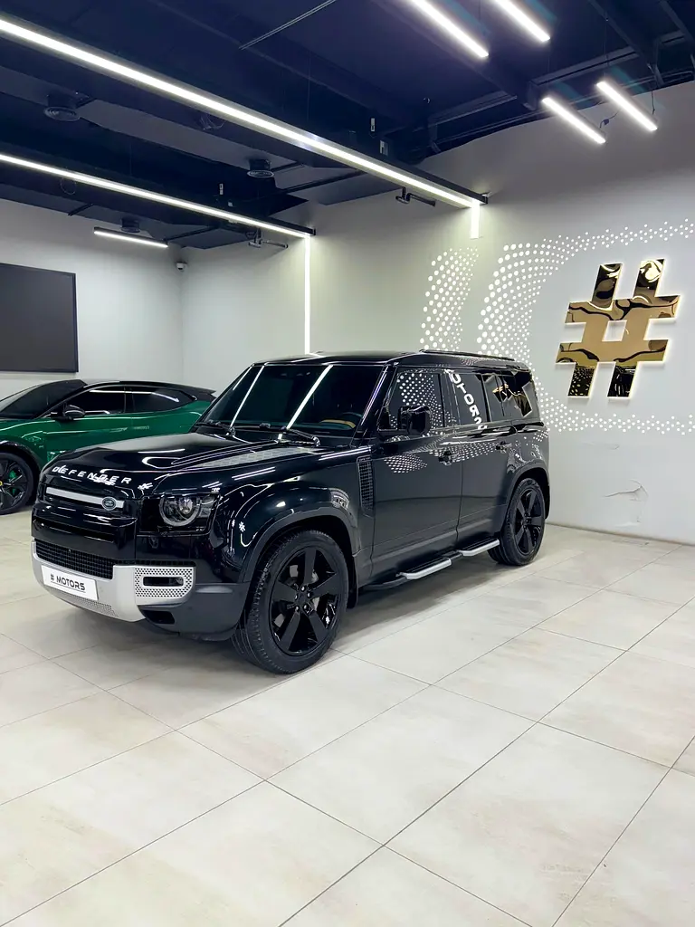 Defender V6 HSE - Image 15