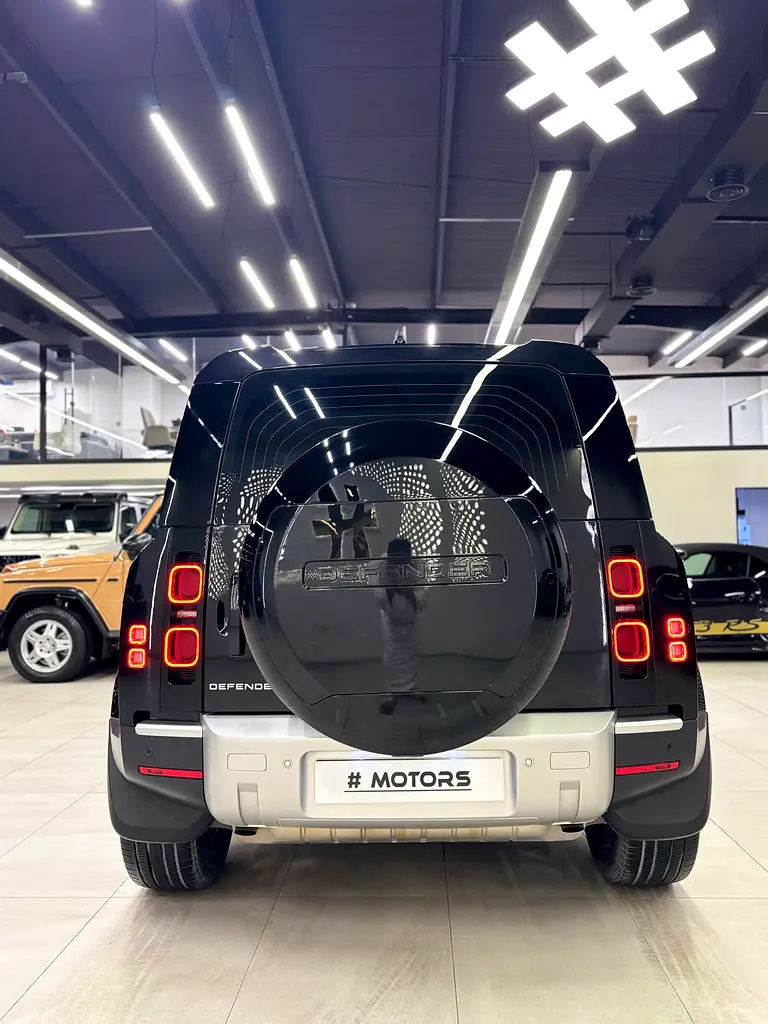 Defender V6 HSE - Image 20
