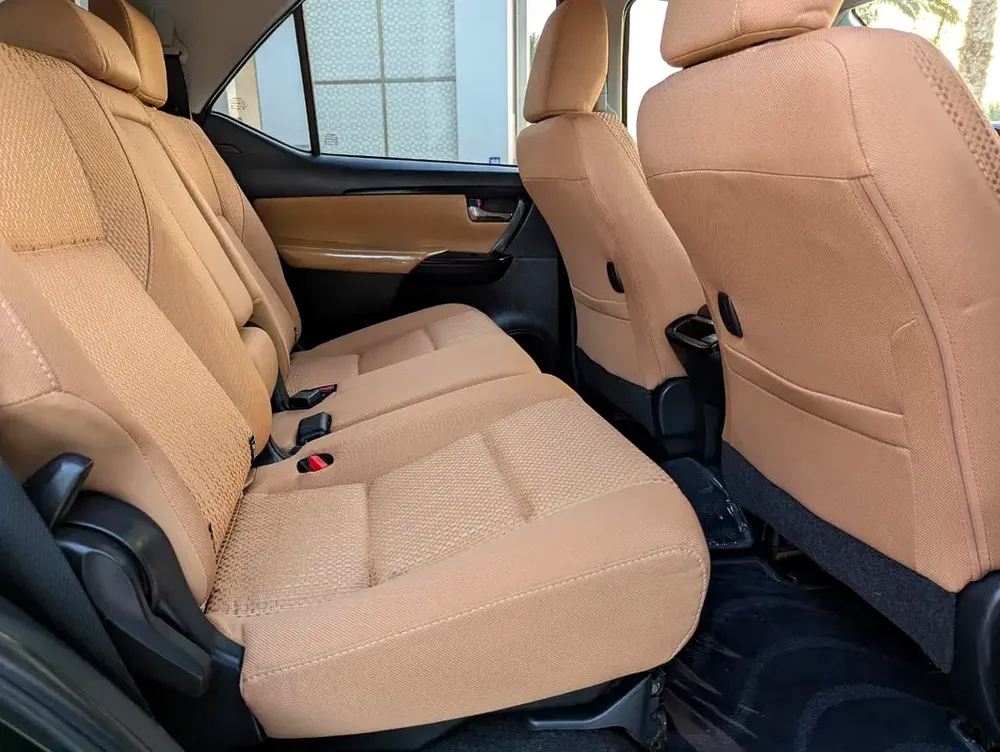 Toyota Fortuner | DIESEL |2023 | GCC Specs | Reliable Family SUV - Image 4