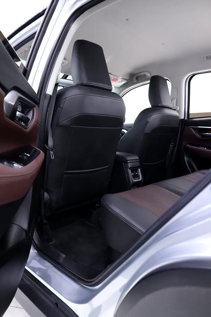 Toyota Urban Cruiser GLX - GCC - PERFECT CONDITION - Image 9