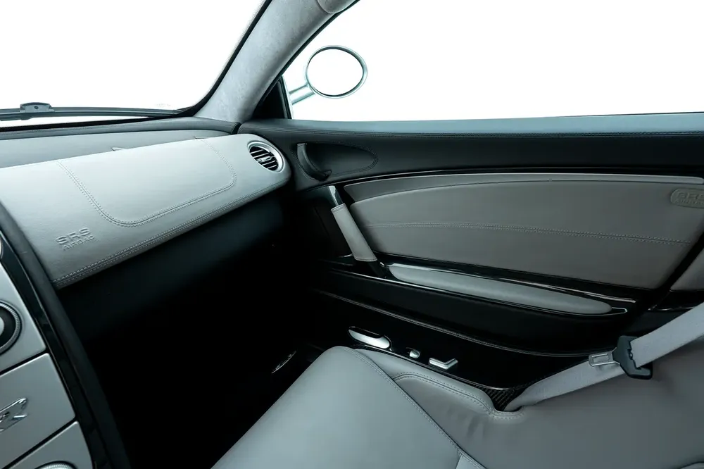 2005 Mercedes-McLaren SLR | Extensively Maintained - Image 13