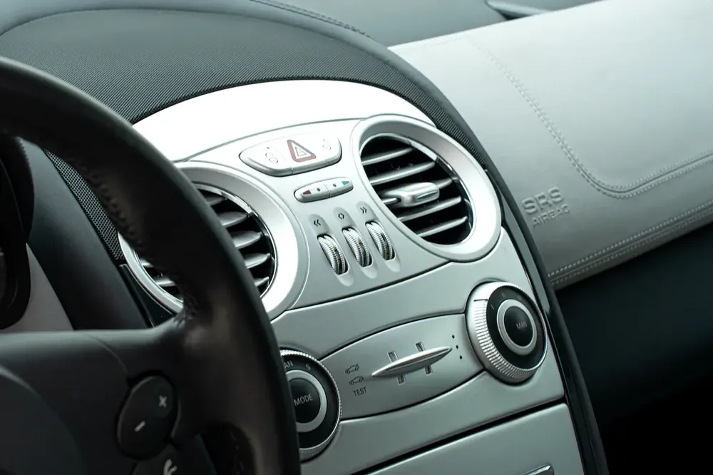 2005 Mercedes-McLaren SLR | Extensively Maintained - Image 14