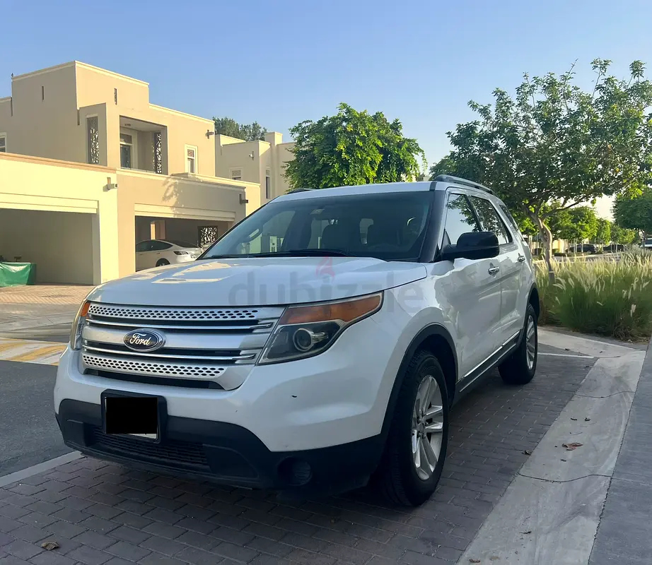 Ford Explorer from first owner - Image 6