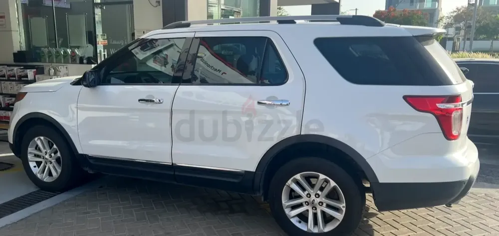 Ford Explorer from first owner - Image 8