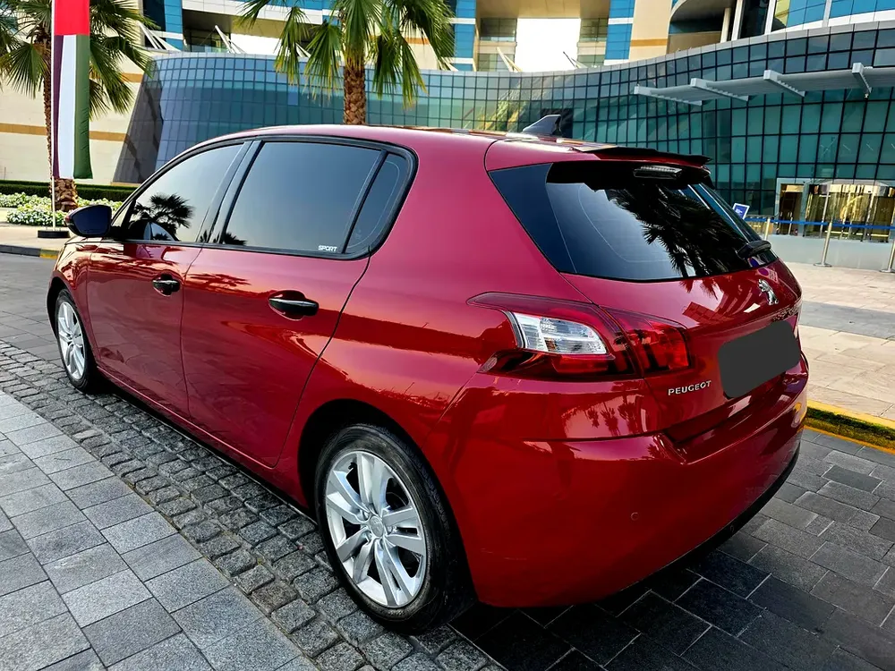 Peugeot 308 Turbo Allure 1600 CC 2016 | GCC Specs | Low Mileage | New Condition - Image 15