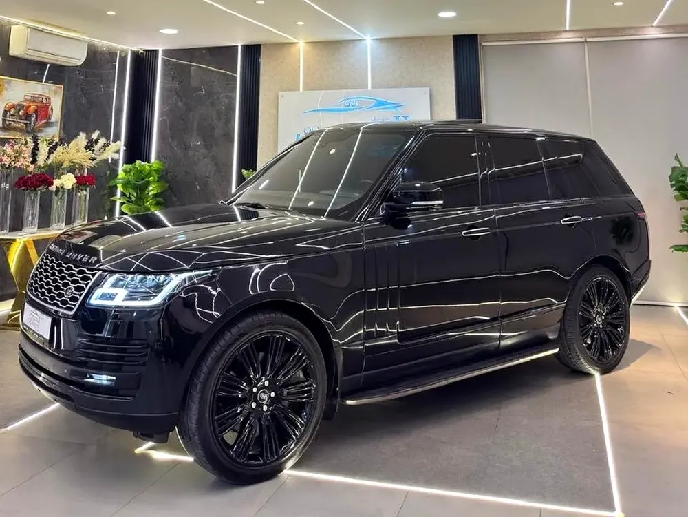 AUTOBIOGRAPHY 2021 FACELIFT || RANGE ROVER VOGUE V8 || TOP RANGE || GCC || VERY NEAT || PANORAMIC - Image 11
