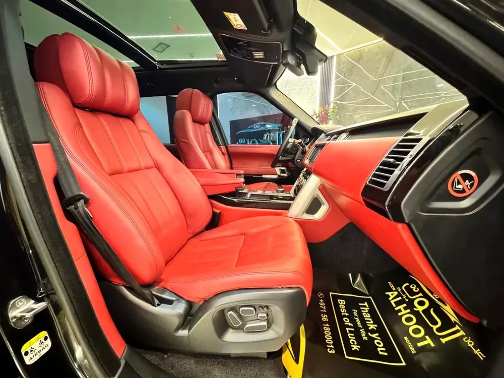 AUTOBIOGRAPHY 2021 FACELIFT || RANGE ROVER VOGUE V8 || TOP RANGE || GCC || VERY NEAT || PANORAMIC - Image 13