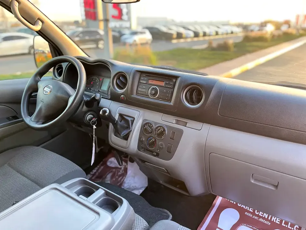 NISSAN URVAN 2020 6 SEATS CARGO VAN GCC SPECS - Image 12