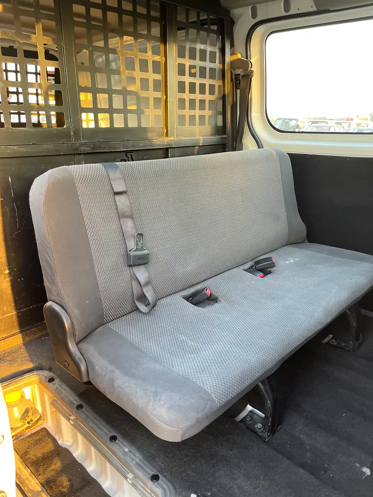 NISSAN URVAN 2020 6 SEATS CARGO VAN GCC SPECS - Image 14