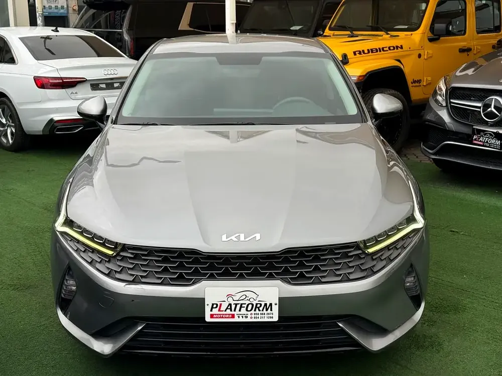 Kia K5 model 2023 gcc original paint كيا كي ٥ موديل ٢٠٢٣ خليجي صبغ وكالة - Image 4