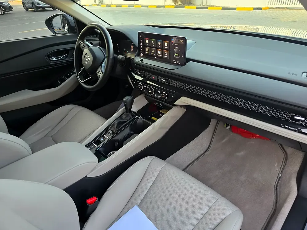 2024 Honda Accord e:HEV EXL - GCC Specs - Image 17