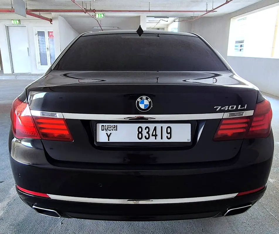 BEST !!! VERY LOW KMS BMW 740LI GCC !!! - Image 20