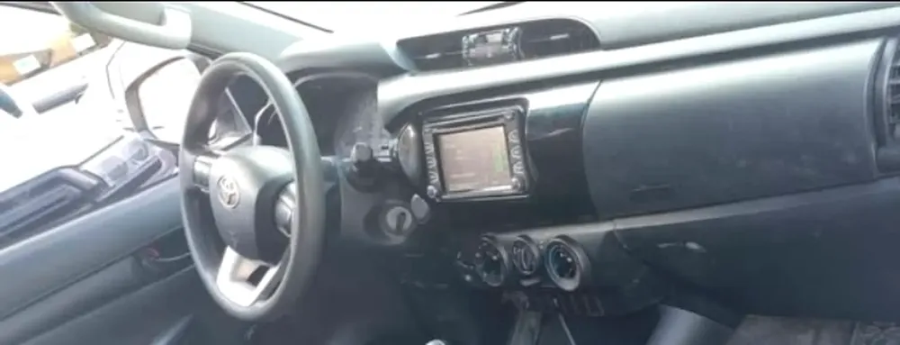 Toyota Hilux Double Cab GL 2020 GCC Specs - Image 4