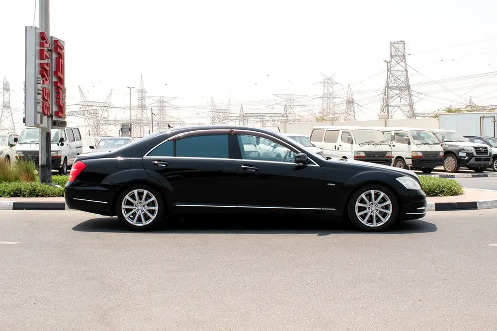 2012 Mercedes-Benz S550L – White | Only 82,000 KM | Full Option | - Image 4