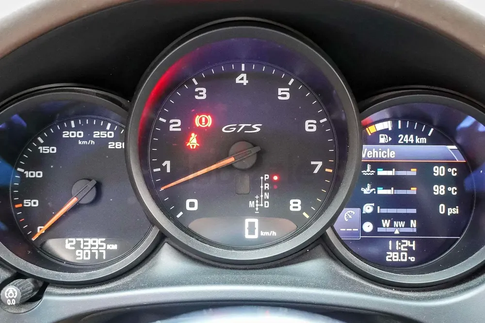 AED 2205/month | 2018 Porsche Macan  | GCC Specs | Ref#428092 - Image 19