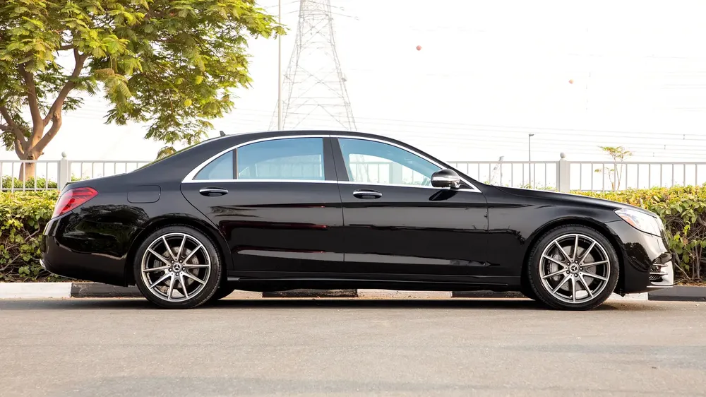 Mercedes-Benz S 560 4.0L Turbo V8 2019 | American Specs | 76,000 kms - Image 4