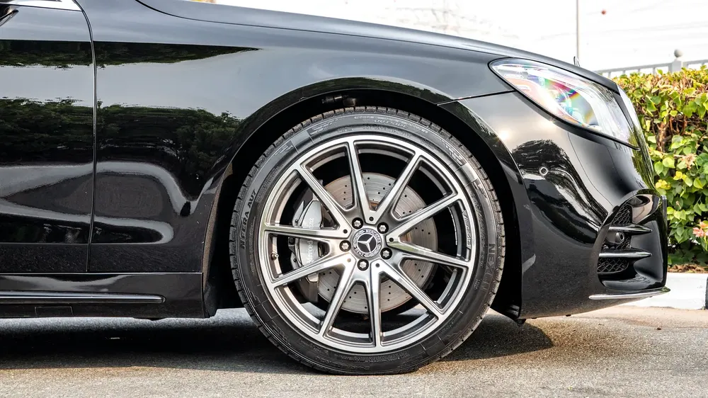 Mercedes-Benz S 560 4.0L Turbo V8 2019 | American Specs | 76,000 kms - Image 6