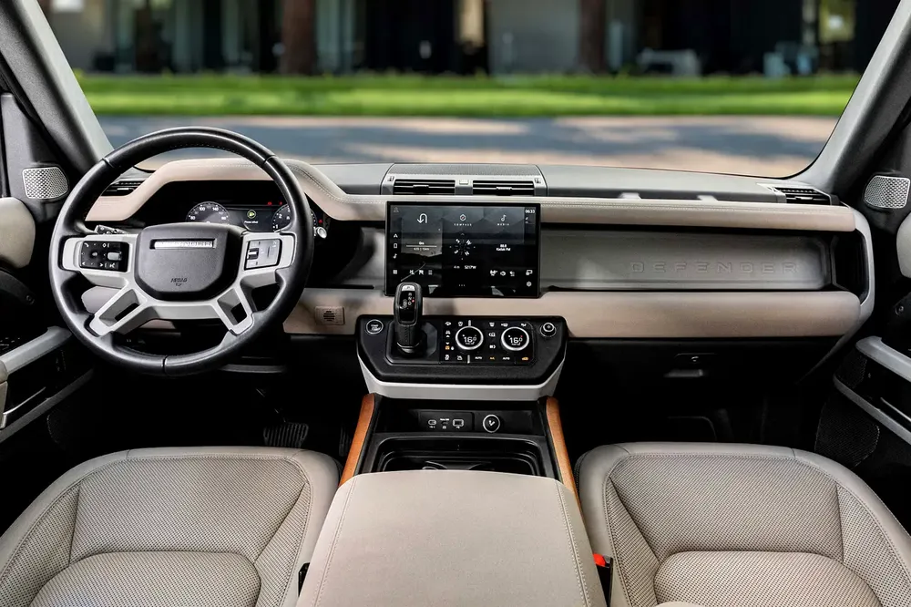 4,309 P.M | Landrover Defender P400 130 | 0% Downpayment | Agency Warranty! - Image 8