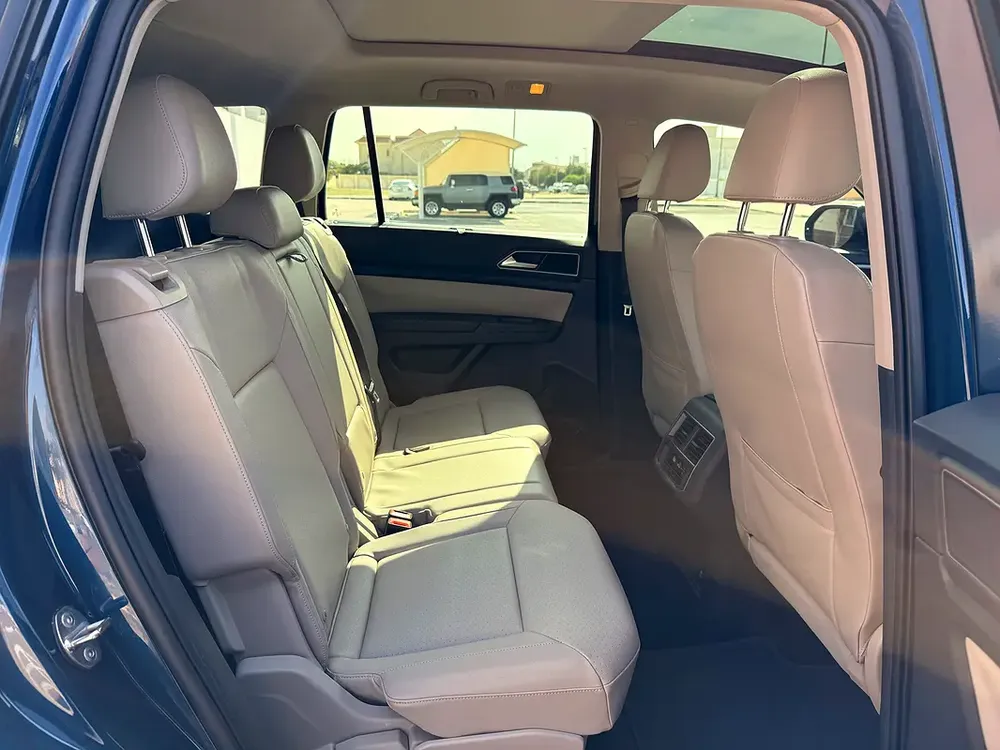 Volkswagen Teramont SE V6 3.6 2019 Model GCC Specs With Full Service History In Perfect Condition - Image 12