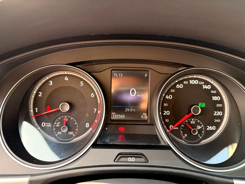 Volkswagen Teramont SE V6 3.6 2019 Model GCC Specs With Full Service History In Perfect Condition - Image 15