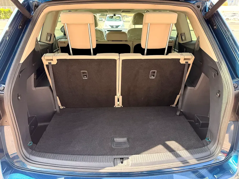 Volkswagen Teramont SE V6 3.6 2019 Model GCC Specs With Full Service History In Perfect Condition - Image 19