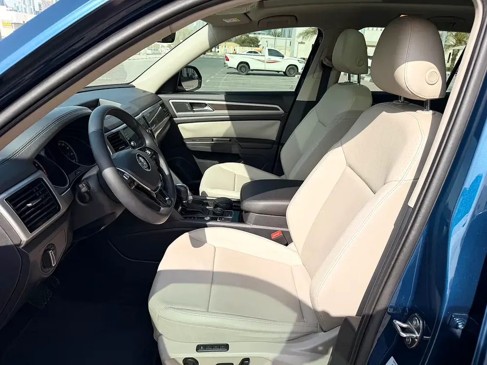 Volkswagen Teramont SE V6 3.6 2019 Model GCC Specs With Full Service History In Perfect Condition - Image 9