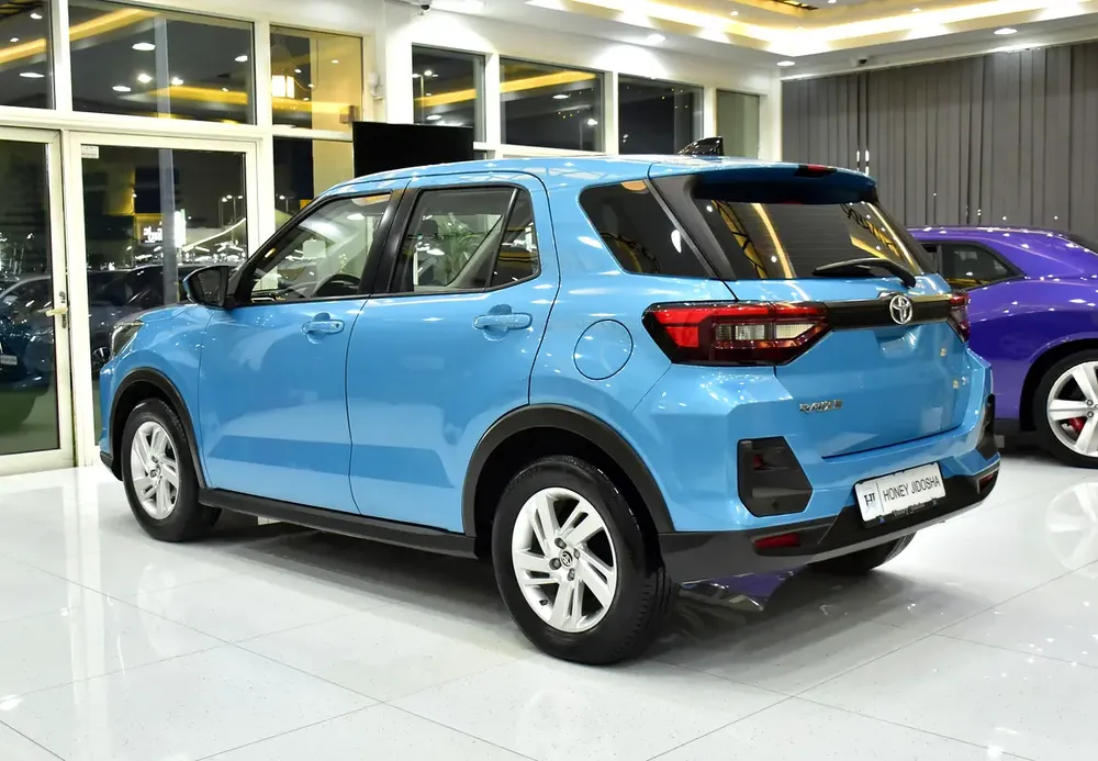 AED 783 EMi at 0% DP | Toyota Raize E ( 2023 Model ) in Blue Color GCC Specs - Image 7