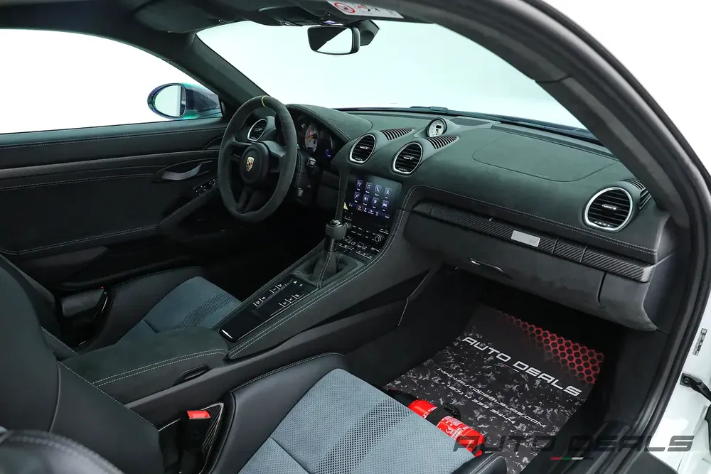 2023 Porsche 718 Cayman GT4 RS Weissach | GCC | Warranty | Extremely Low Mileage | Air Intake Design - Image 12