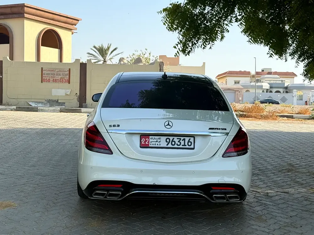 2014 Mercedes-Benz S 500 | GCC Specs | Low Mileage | Excellent Condition - Image 4