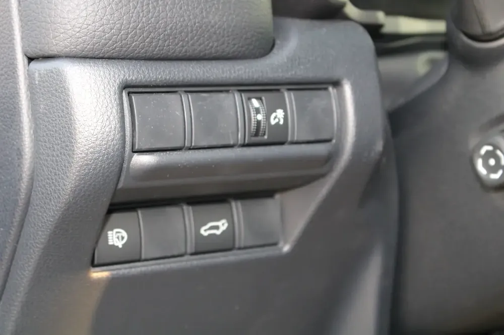 LHD - TOYOTA PRADO 2.4L PETROL 4WD LUXURY AUTO - ONLY CONGO - Image 11