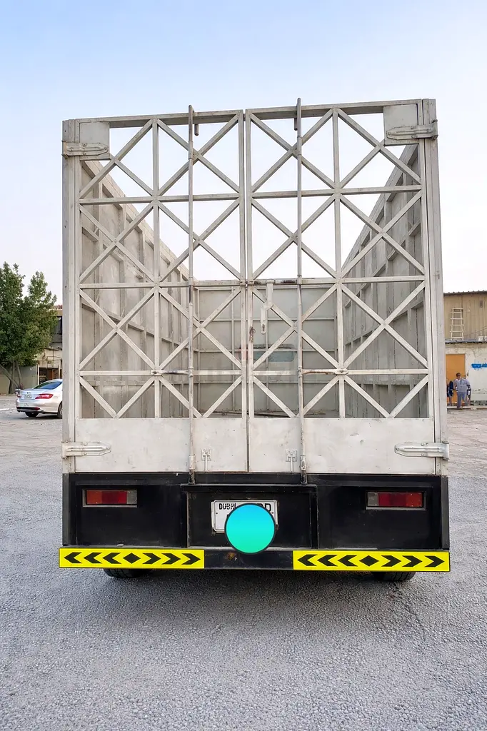 Mitsubishi canter 16 feet - Image 4