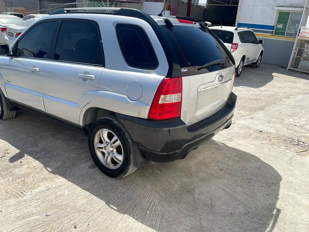 KIA Sportage 2007 GCC SPECS - Image 6