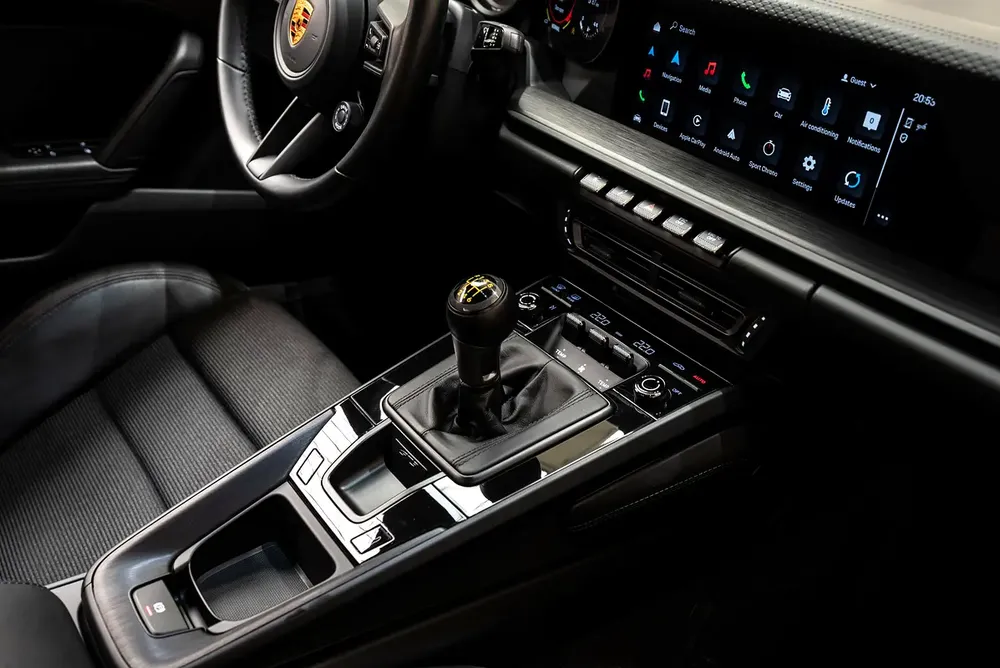 EU SPEC | PORSCHE WARRANTY UNTIL 2026 (EXTENDABLE UP TO 2038) | 3,900 KM | FULL PPF | NEW CONDITION - Image 16