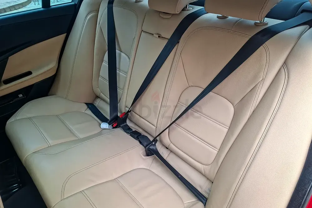 AED 1303/month | 2016 Jaguar XE  | GCC Specs | Ref#438042 - Image 12