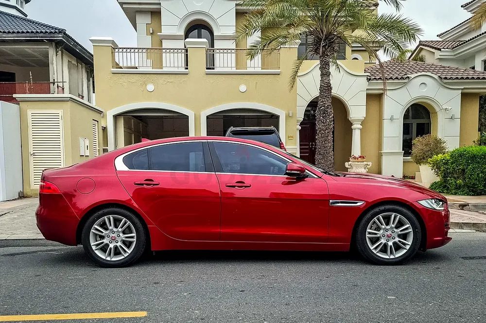 AED 1303/month | 2016 Jaguar XE  | GCC Specs | Ref#438042 - Image 4