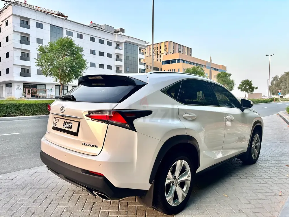 Lexus NX 200t Platinum 2015 | GCC Specs | Well Maintained - Image 6