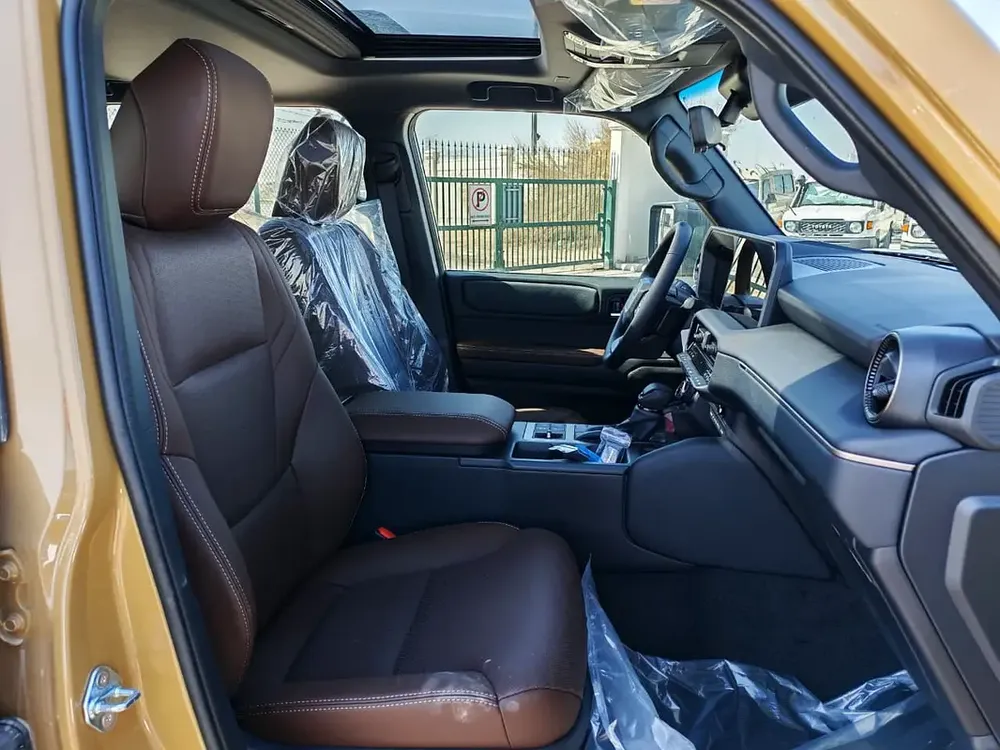 2025 Toyota Prado Adventure Full-Option 7-Seater 2.8L 4-Cyl Turbo Diesel A/T 4WD Export Only - Image 12