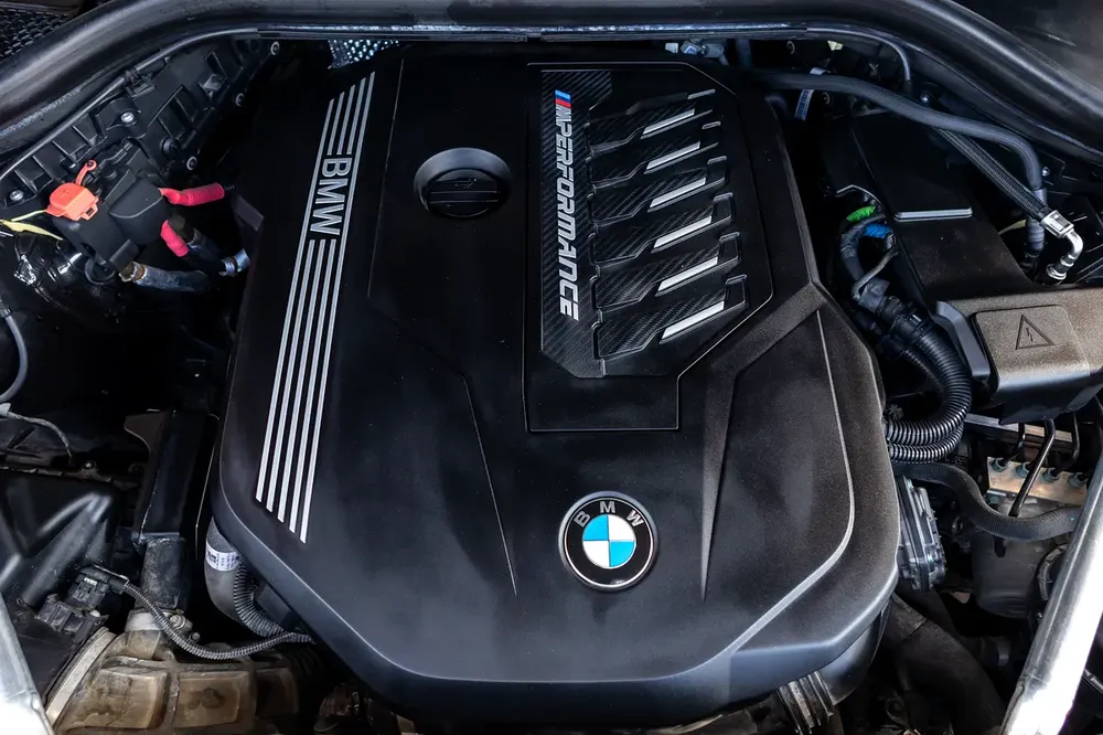 BMW X4 M40i M-KIT 2021 GCC under Warranty with Flexible Down-Payment. - Image 11