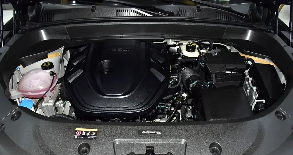 AED 1,570 EMi for 5Yrs | Geely Monjaro 4WD ( 2025 Model ) in Grey Color GCC Specs - Image 19