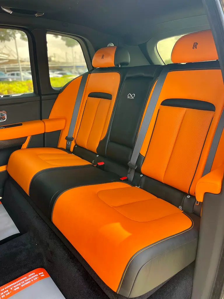 2023 Rolls-Royce Cullinan Black Badge - Image 11