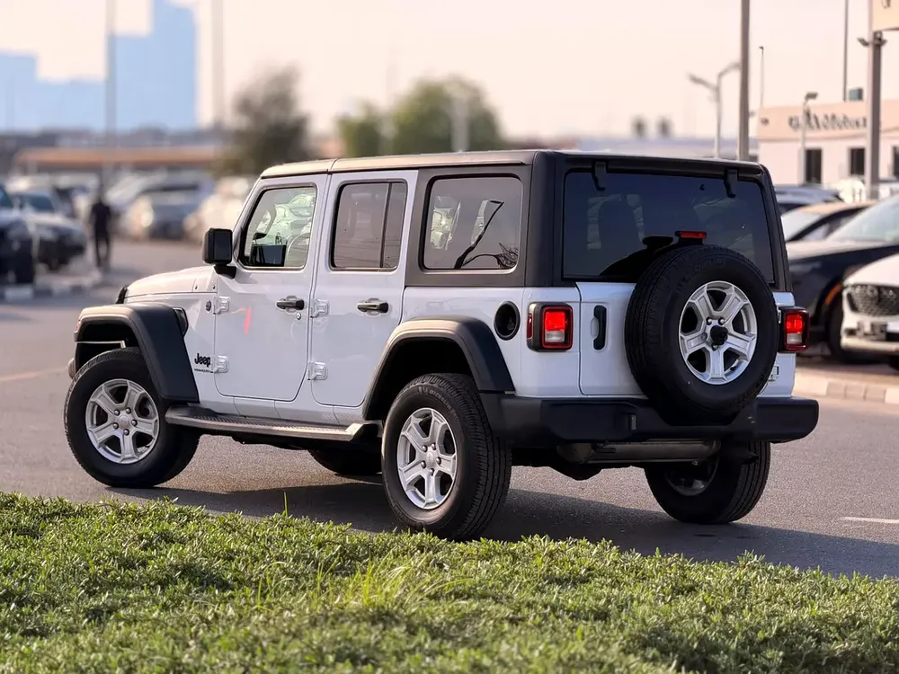 Jeep Wrangler Sport - 2023-  4X4 - HARD TOP- Like New - Image 17