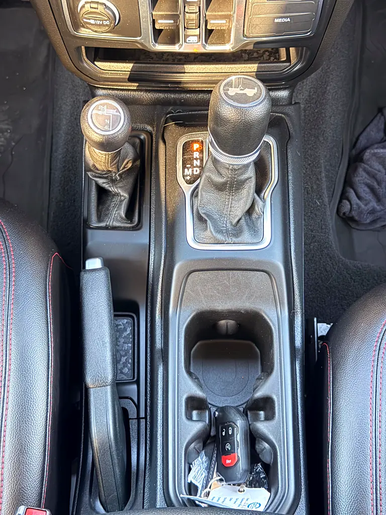 Jeep Wrangler Sport - 2023-  4X4 - HARD TOP- Like New - Image 5